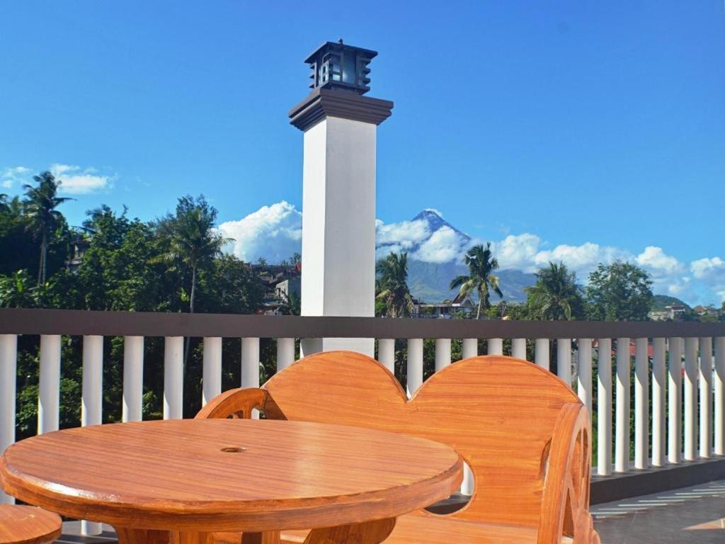 Mayon Backpackers Hostel Legazpi Εξωτερικό φωτογραφία