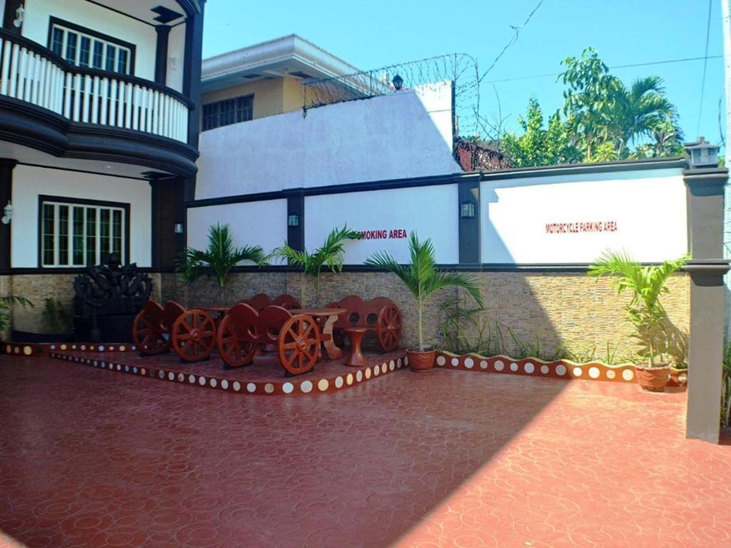 Mayon Backpackers Hostel Legazpi Εξωτερικό φωτογραφία